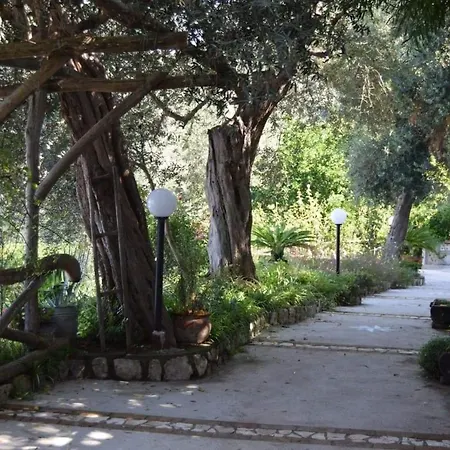 La Palombara Bed & Breakfast