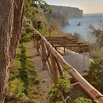 La Palombara Bed & Breakfast 4*