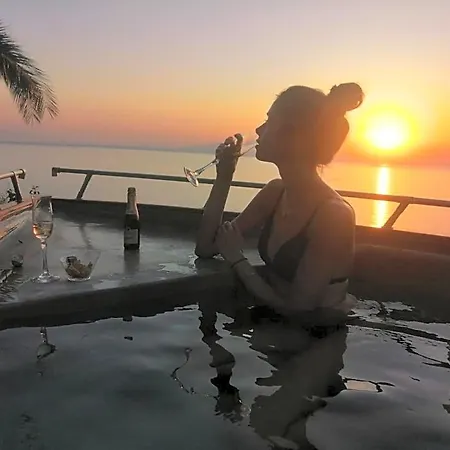La Palombara فندق مبيت وإفطار 4*