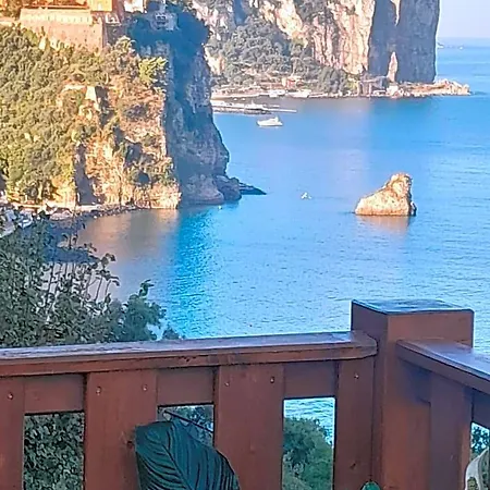 La Palombara 4* ויקו אקוונסה