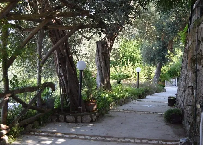 La Palombara Bed & Breakfast